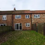 Signal At The Red House Estate
