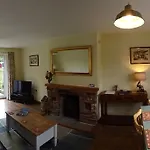 Signal At The Red House Estate