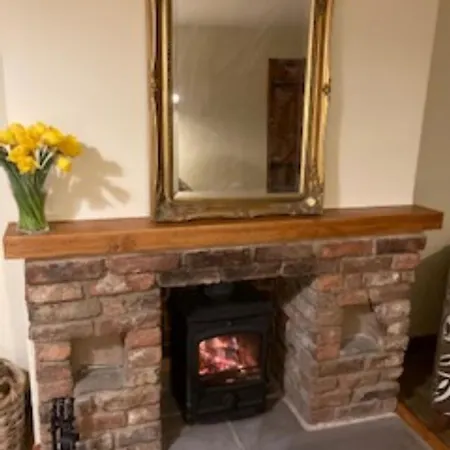 Signal At The Red House Estate بيت للعطل