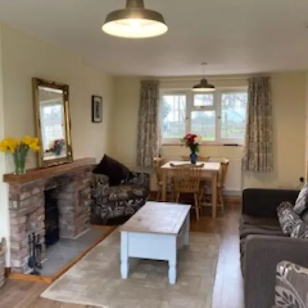 Signal At The Red House Estate يورك