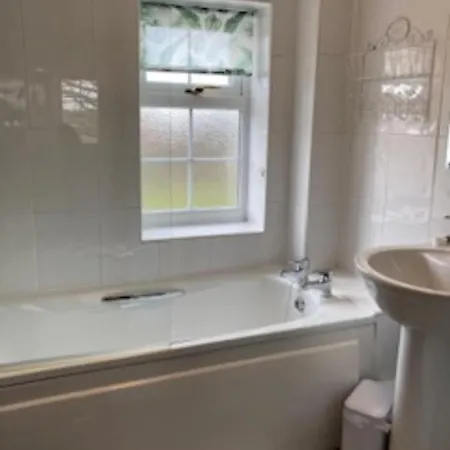 Signal At The Red House Estate * 约克