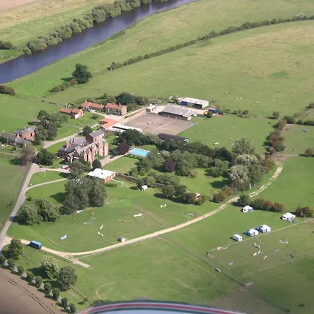 Signal At The Red House Estate 约克