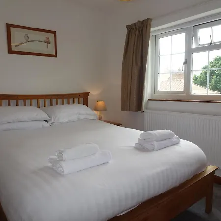 Signal At The Red House Estate Holiday home *